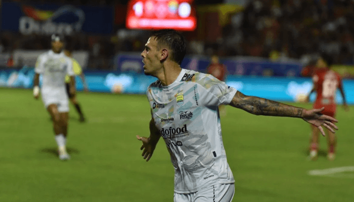 Persib Tak Terkalahkan di Liga 1, Bobotoh Bangga dengan Performa Tim